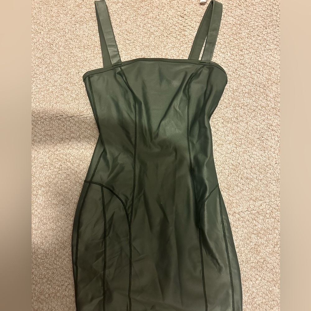 Noli Liquid Sage green Dress - Picture 2 of 3